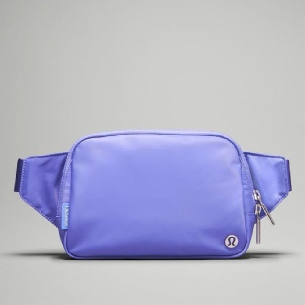 NWT Lululemon Everywhere Belt Bag Large 2L Dark Lavender